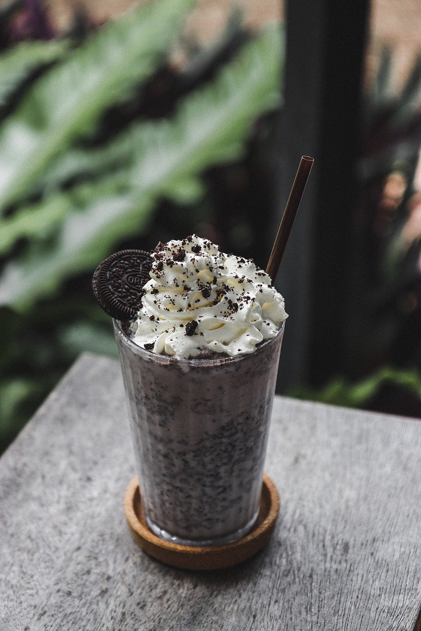 beverage, frappe, shake, nature, drink, cold, cream, glass, refreshing, liquid, summer, oreo
